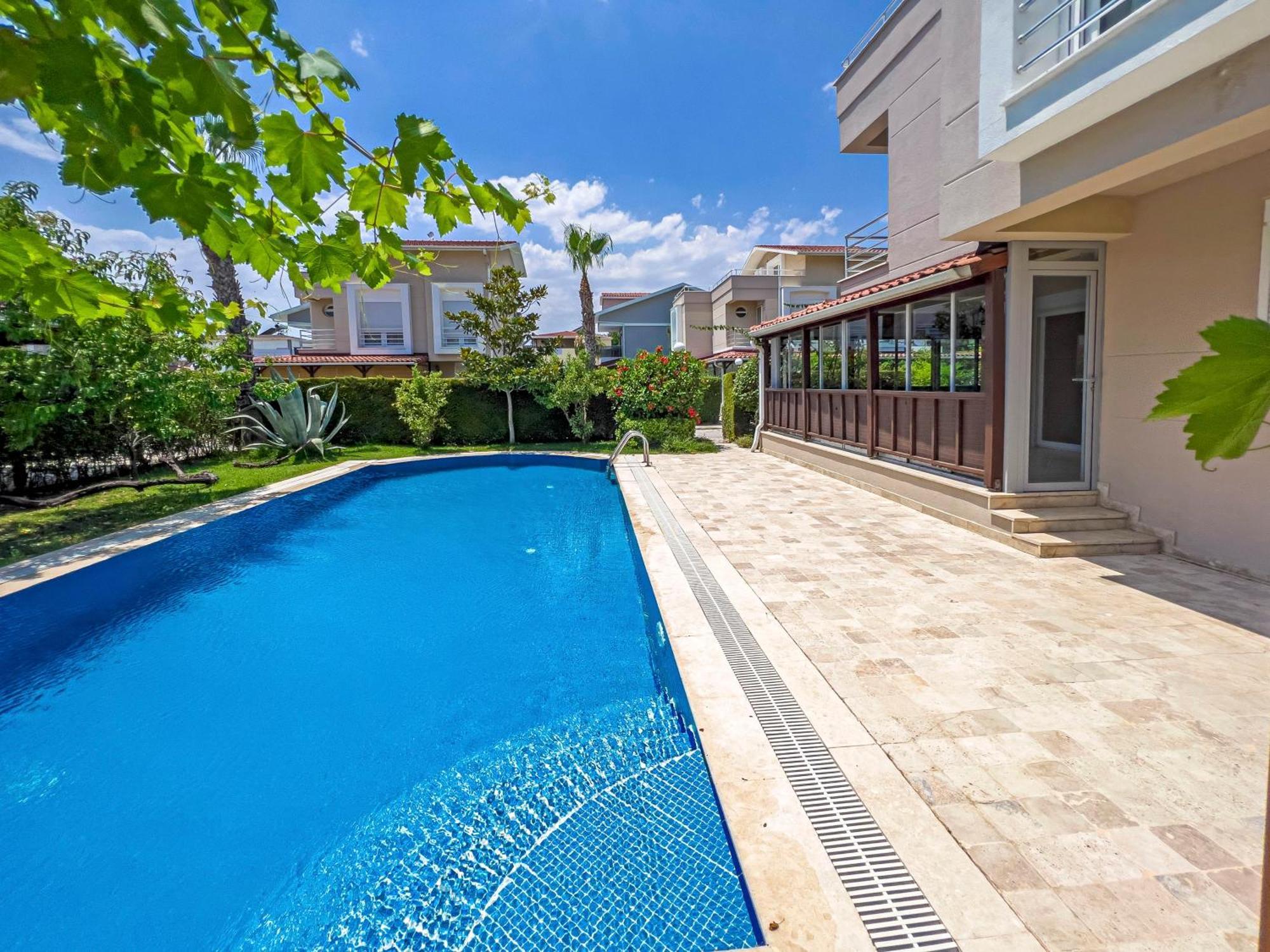 באלאק Paradise Town Villa Royal מראה חיצוני תמונה
