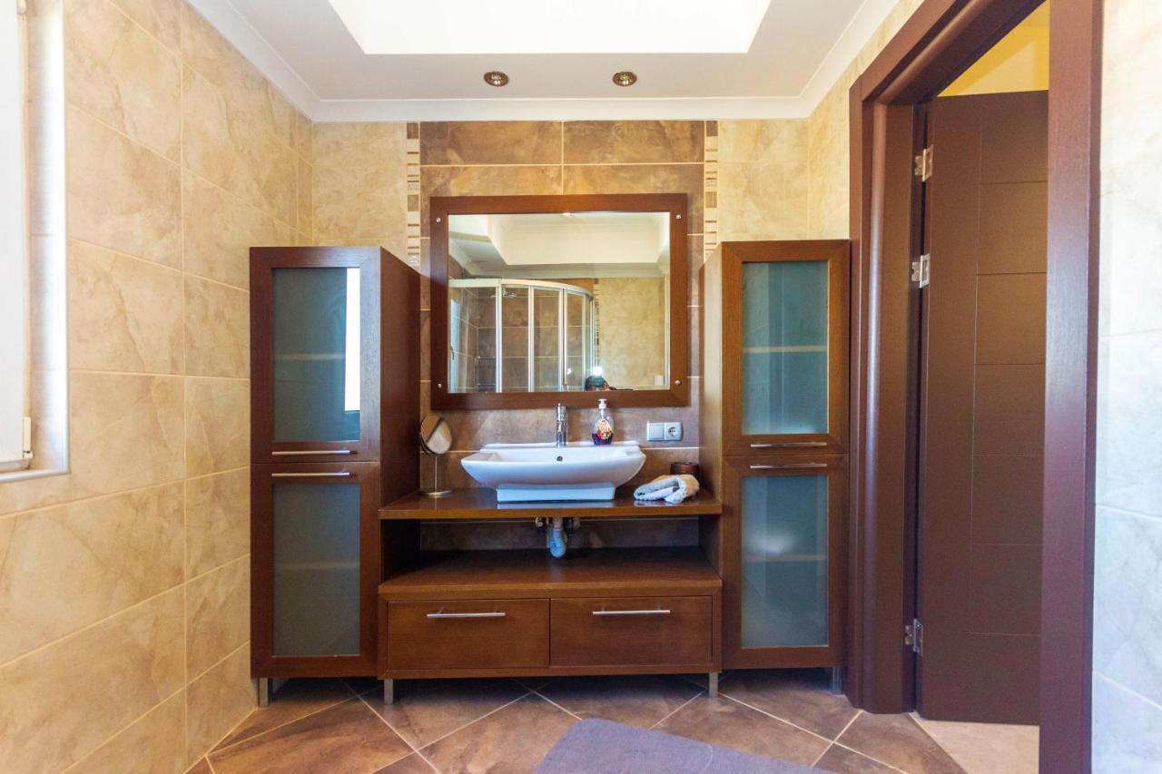 באלאק Paradise Town Villa Royal מראה חיצוני תמונה